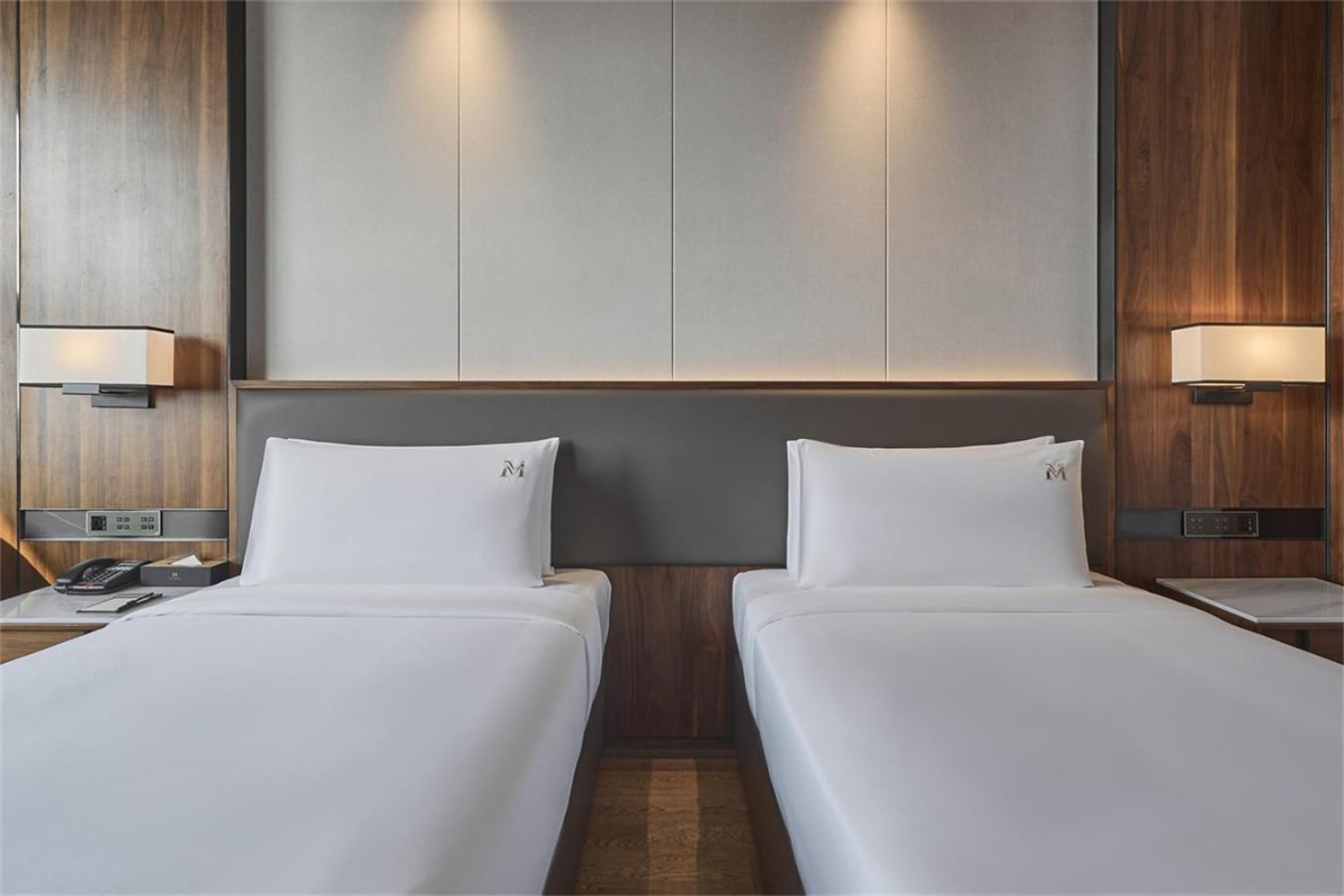 Vm Hotel Phnom Penh Eksteriør billede