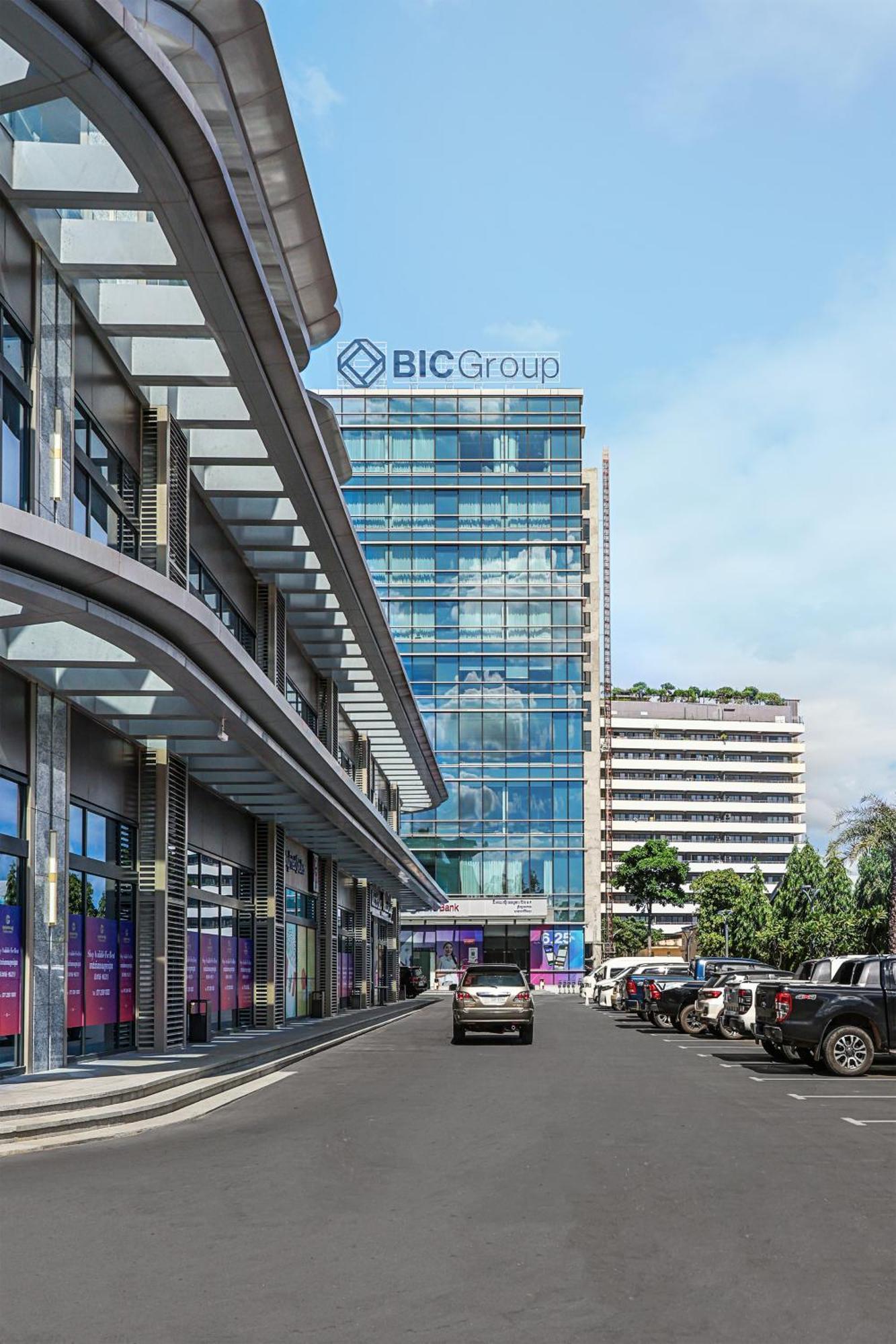Vm Hotel Phnom Penh Eksteriør billede