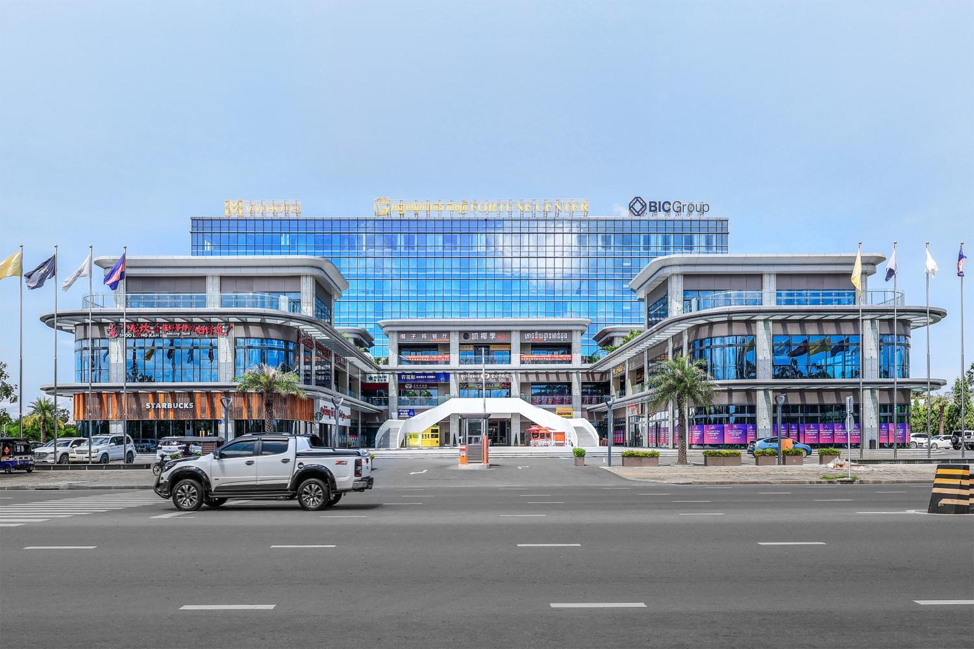 Vm Hotel Phnom Penh Eksteriør billede